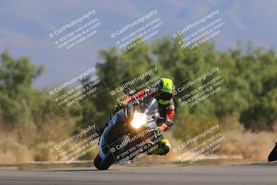 media/Nov-06-2022-SoCal Trackdays (Sun) [[208d2ccc26]]/Turn 7 Set 1 (1050am)/